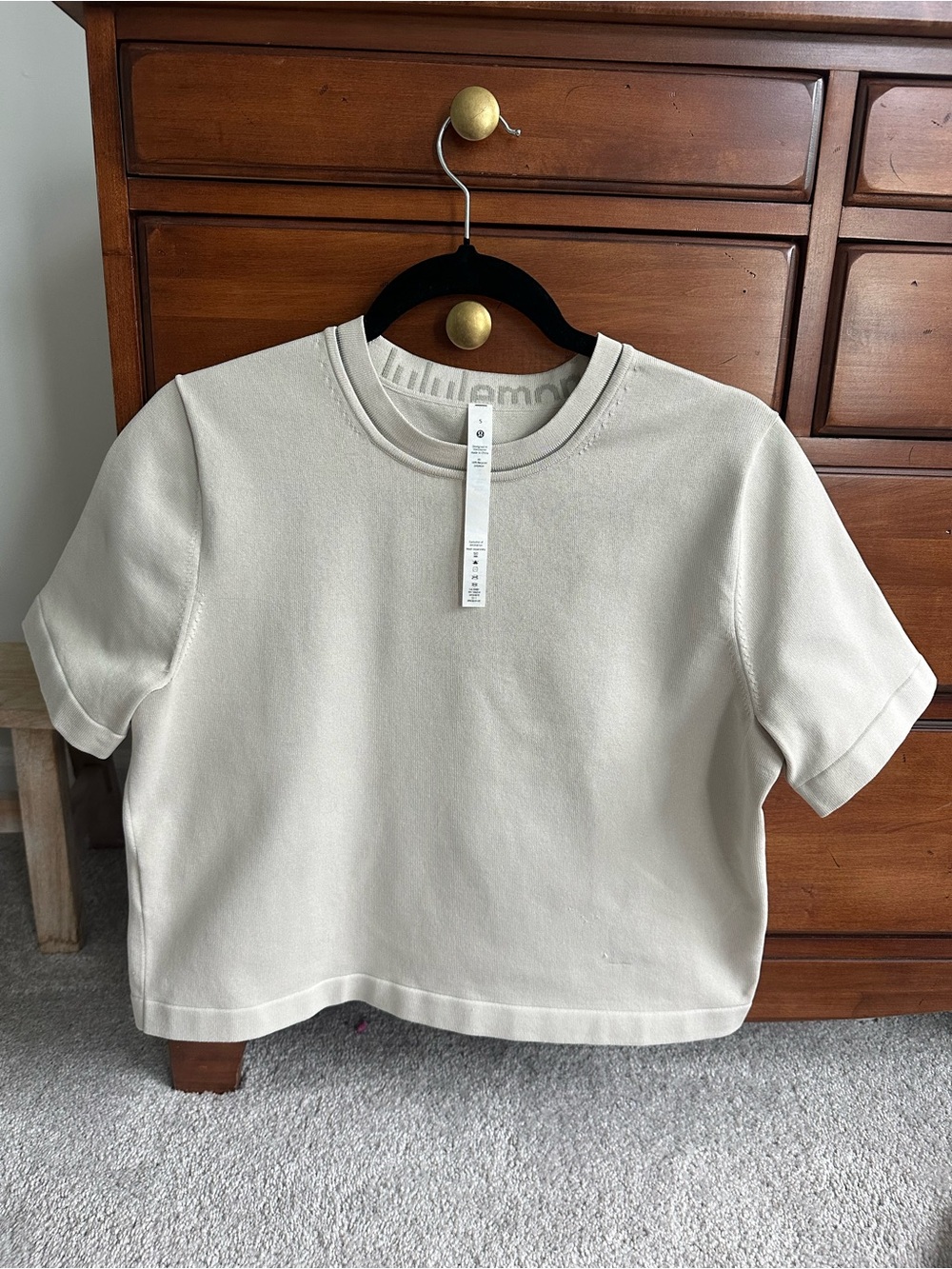 Lululemon Cream Structured Knit Short Sleeve Top Size Small